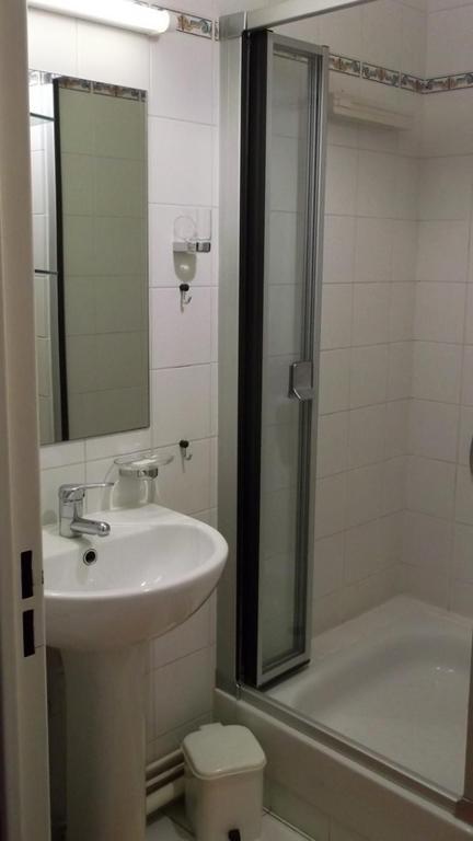 Chambres D'Hotes Issy-Paris Rom bilde